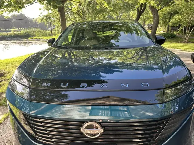 Debra W.: Hood Protector w/ Logo for 2025-2026 Nissan Murano