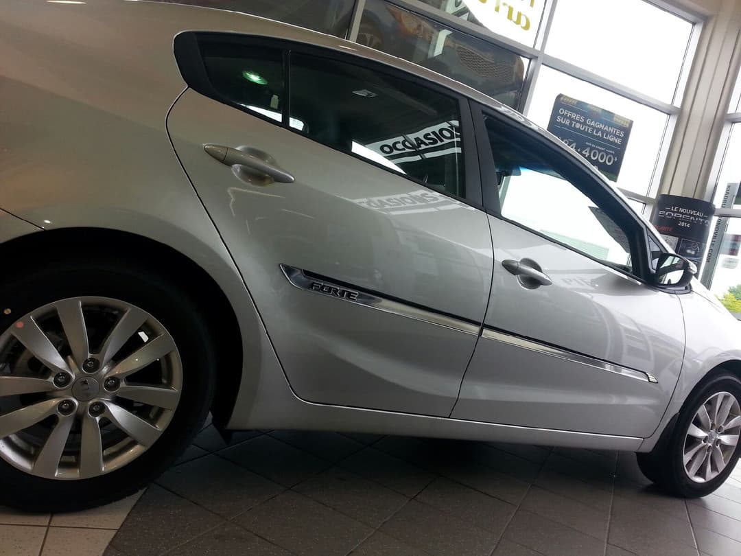 Venom B Body Side Moldings for 2014-2018 Kia Forte